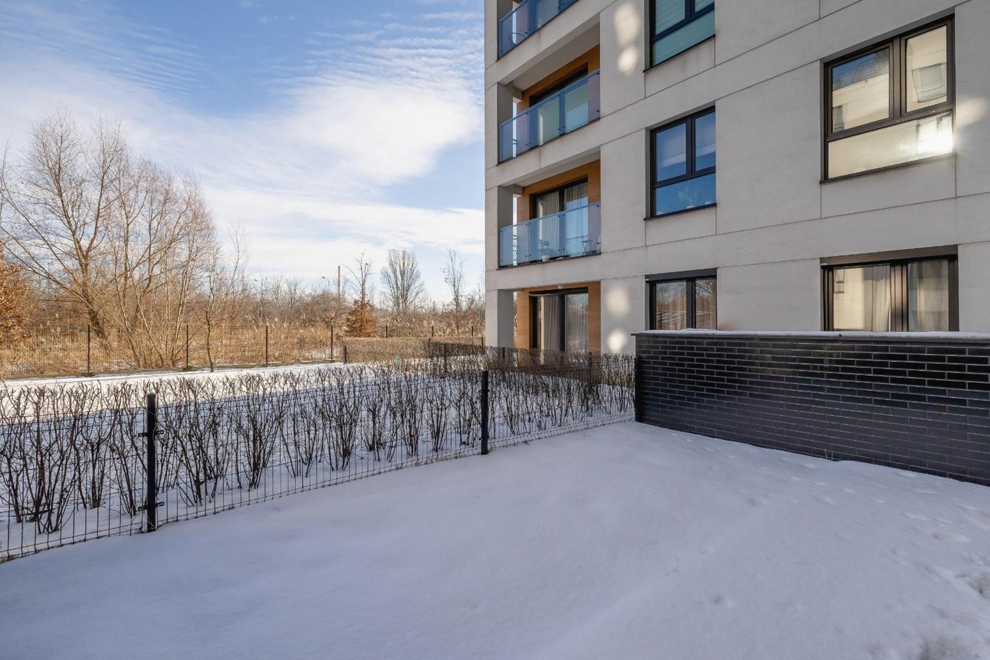Dabska Studio With Terrace & Parking By Noclegi Renters Krasków Eksteriør bilde
